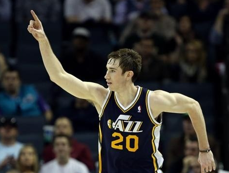 出了顽强的 出了顽强的